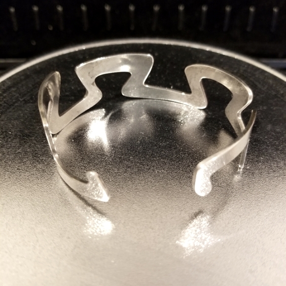 Burkhardt Vintage Sterling Silver Greek Key Cuff Bracelet - Picture 3 of 16